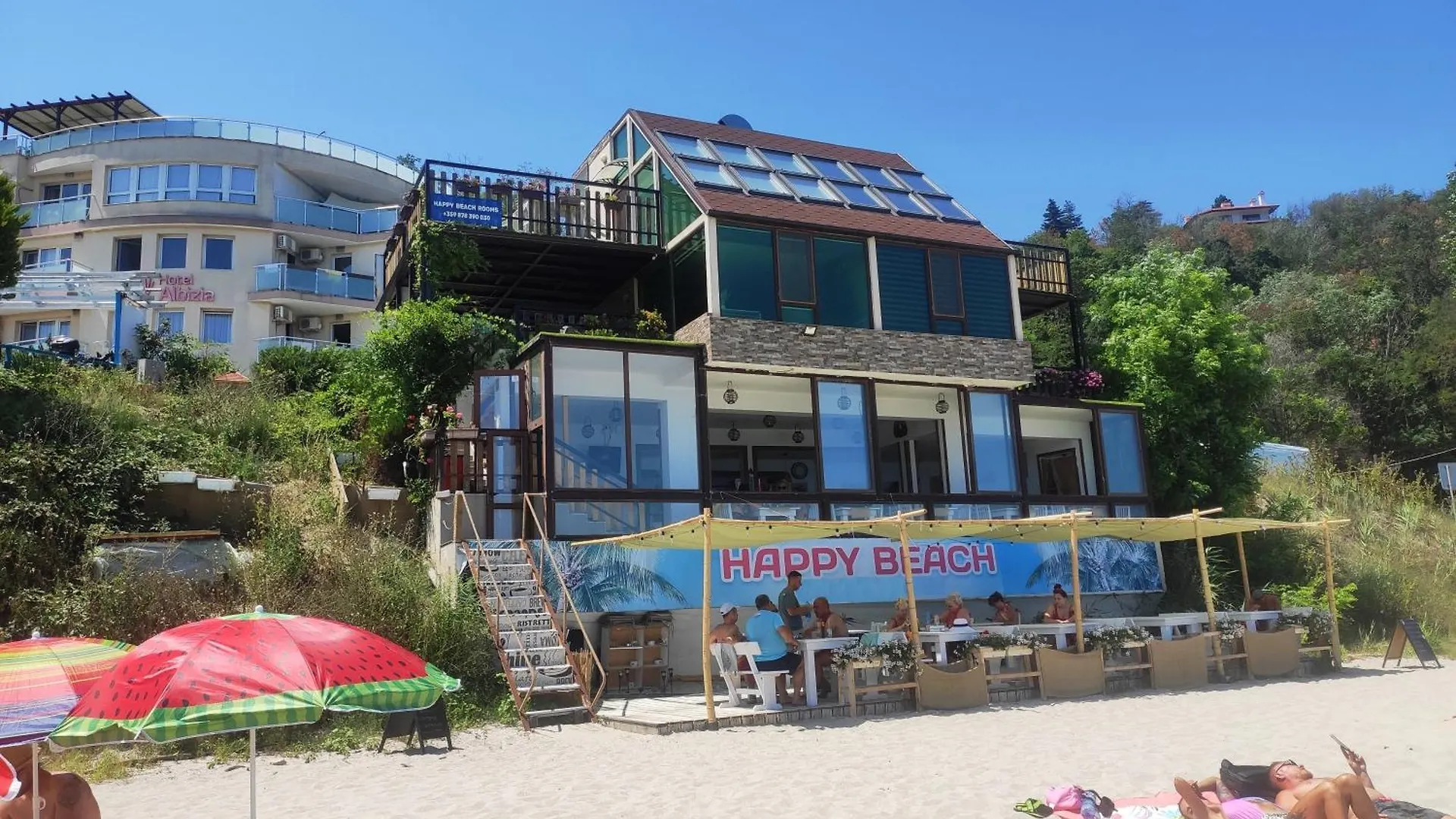 Hemingway Rooms In Happy Beach Varna Affittacamere
