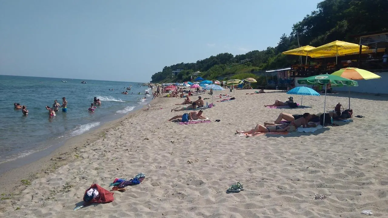 Guest house Hemingway Rooms In Happy Beach Varna