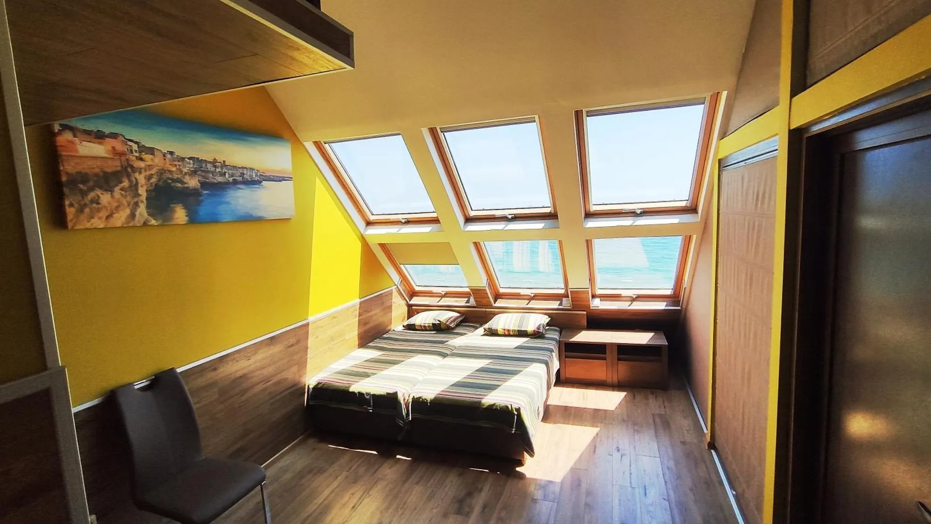 ゲストハウス Hemingway Rooms In Happy Beach ヴァルナ