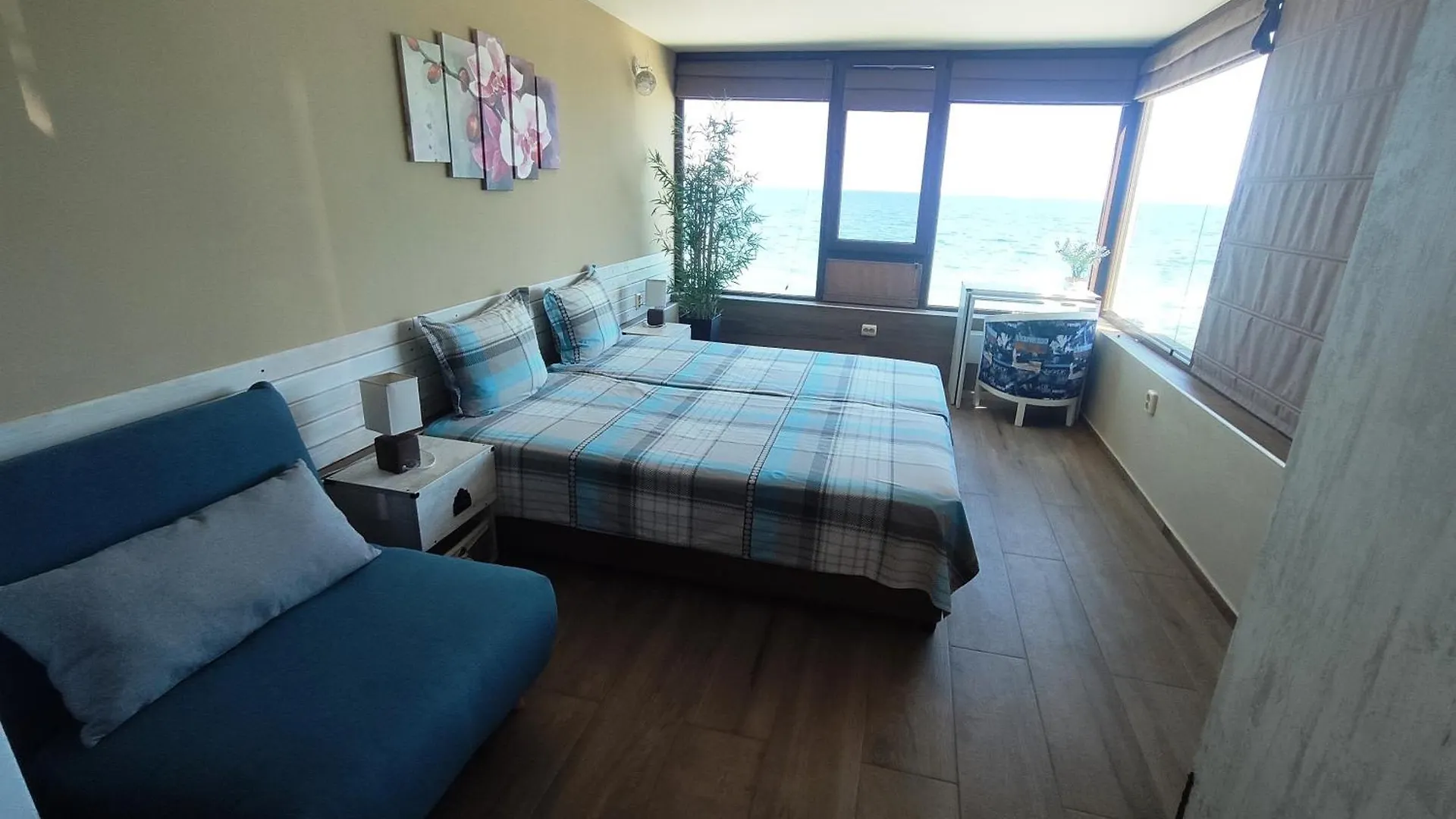 Hemingway Rooms In Happy Beach ヴァルナ ブルガリア
